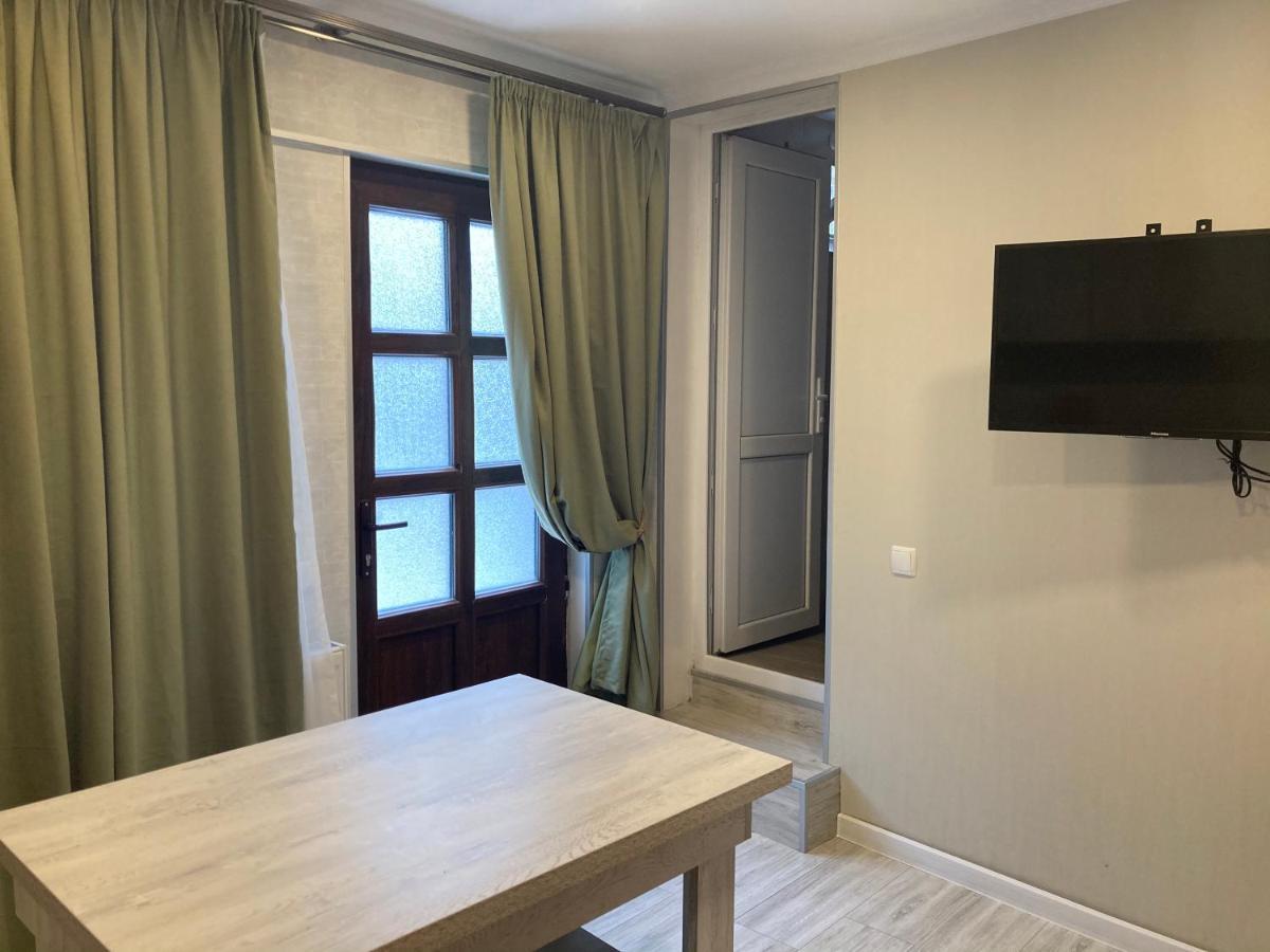 Nikas Guest House Borjomi Dış mekan fotoğraf